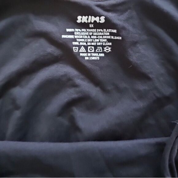 Skims NWT Fits Everybody SQUARE NECK BODYSUIT in Onyx Size 2X - Picture 8 of 10